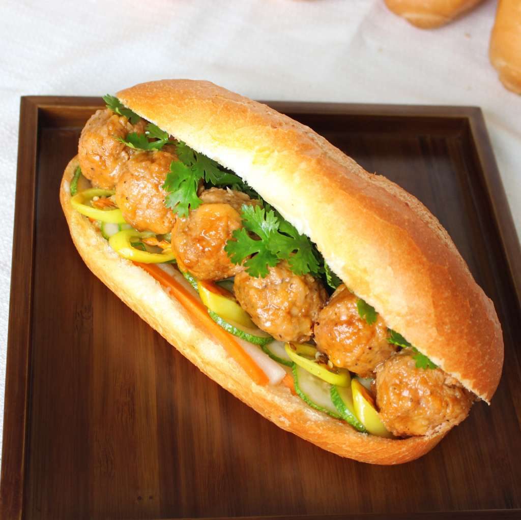 Bánh Mì Chả Cá Má Hải