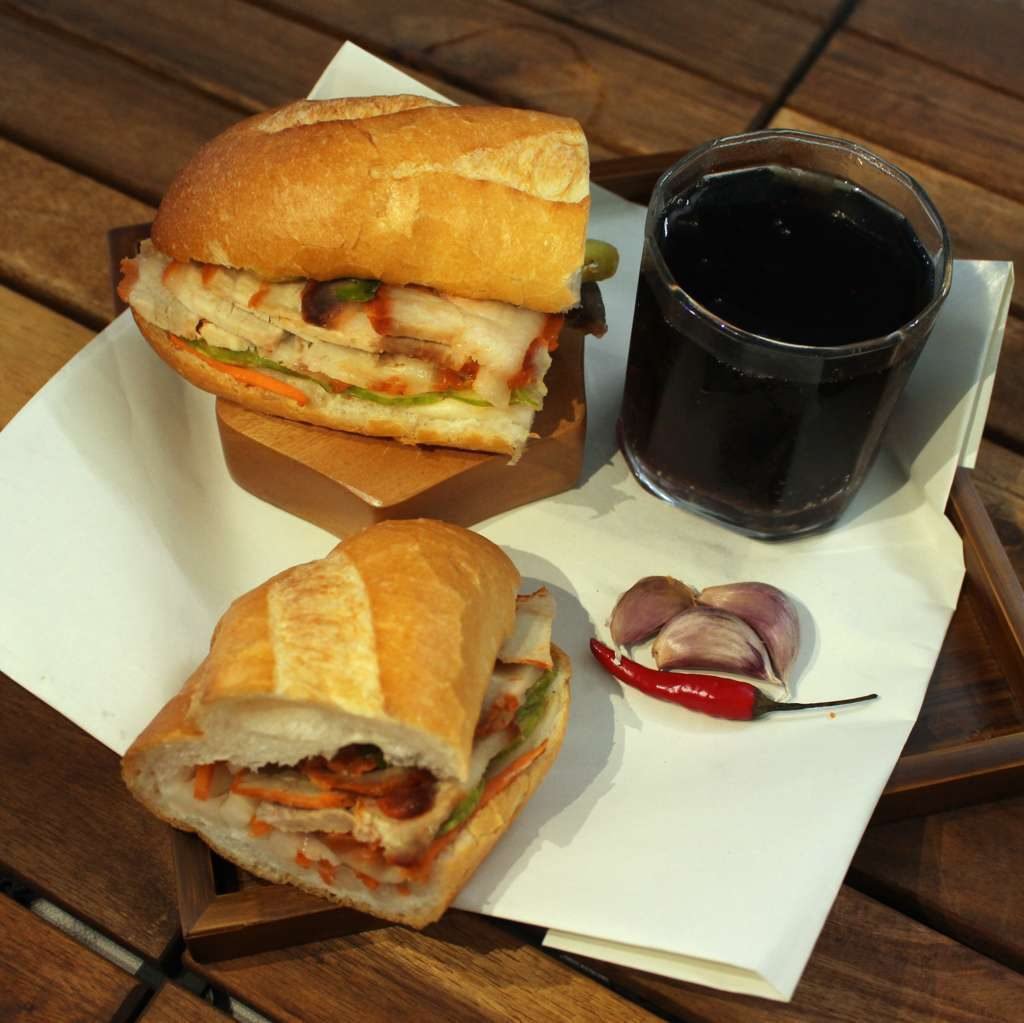 Bánh Mì Chả Cá Má Hải