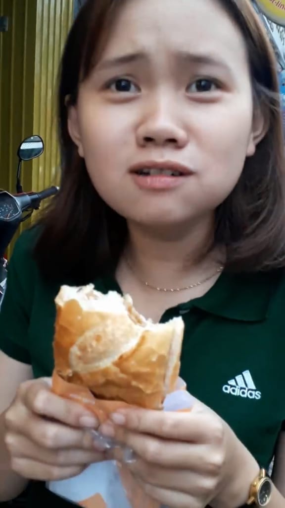 Bánh Mì Chả Cá Má Hải