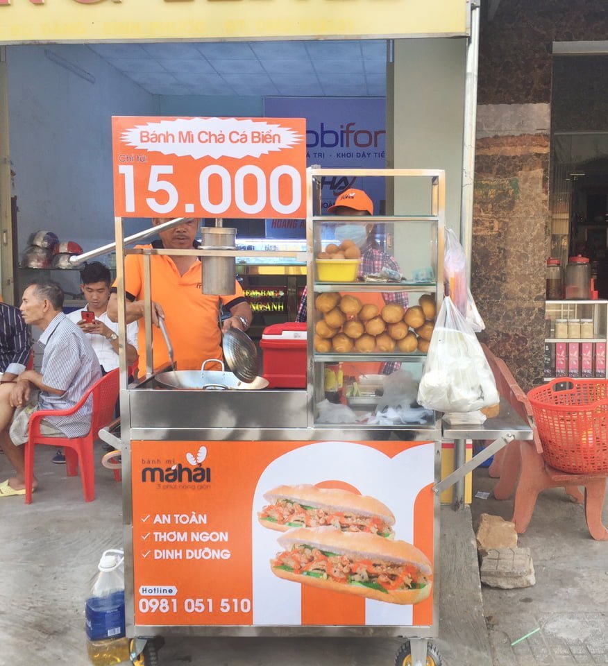 Bánh Mì Chả Cá Má Hải