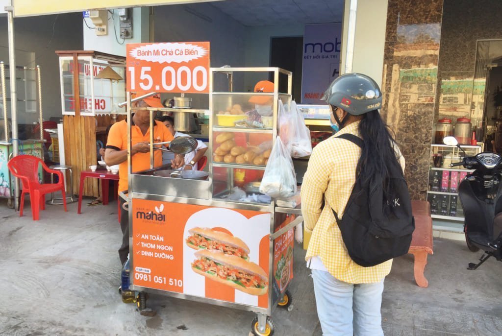 Bánh Mì Chả Cá Má Hải