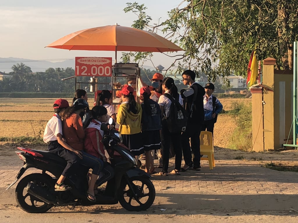 Bánh Mì Chả Cá Má Hải