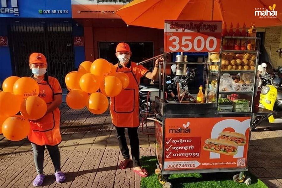 Bánh Mì Má Hải - Kiosk Bánh mì của anh Nguyễn Hữu Hậu tại Campuchia
