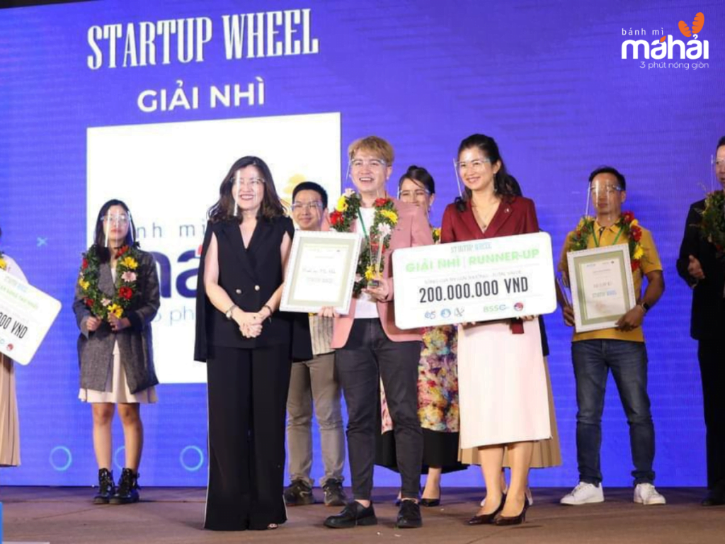 giải thưởng bánh mì má hải