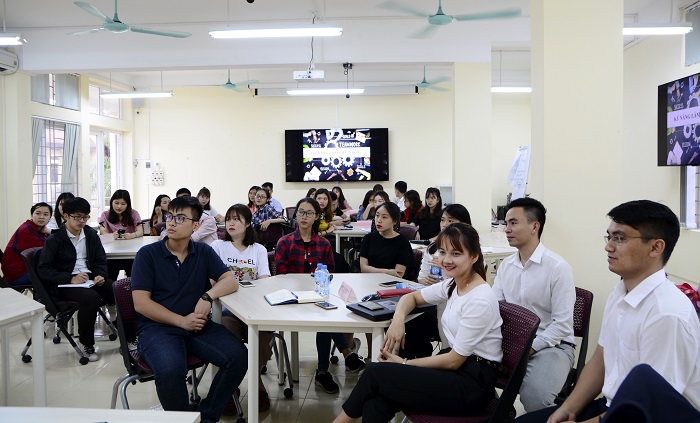 Dành thời gian các khóa học nâng cao chuyên môn. (Nguồn ảnh: Internet)