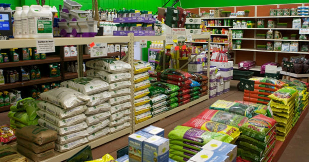 Phân bón, thuốc bảo vệ thực vật cũng là lựa chọn sáng suốt khi muốn kinh doanh ở nông thôn. (Nguồn ảnh: Internet)