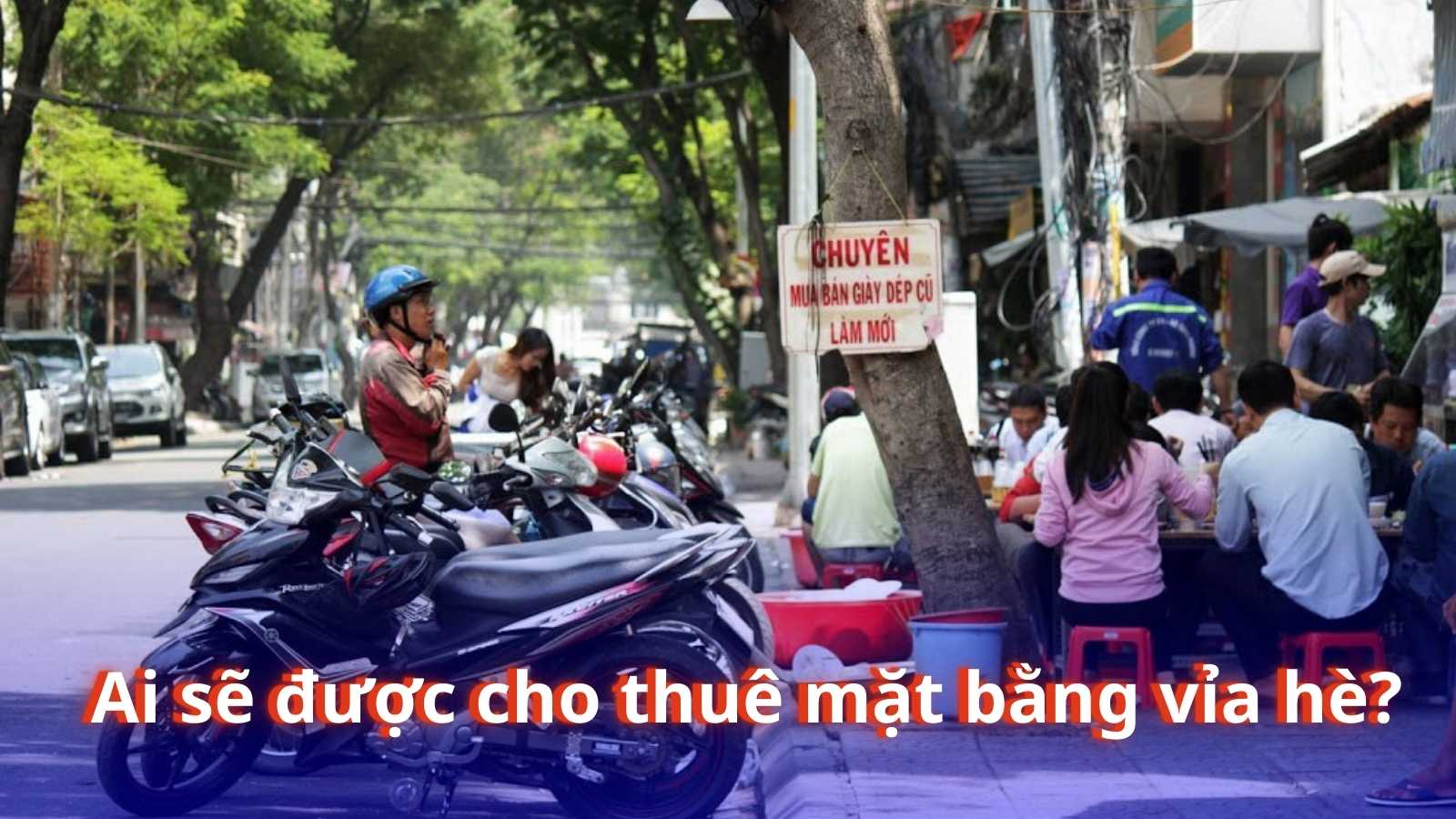 Nhiều đoạn đường không chỉ lấn chiếm mặt bằng vỉa hà mà còn lấn chiếm cả lòng đường. (Nguồn ảnh: Internet)