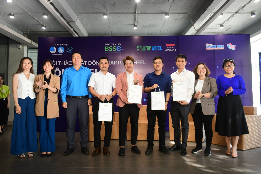 bánh mì má hải á quân startup wheel 2021